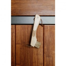 Grooming Deluxe Hoof Pick With Metal Bristle Magnet