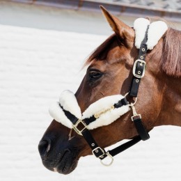 Kentucky Nylon Sheepskin Halter Soft