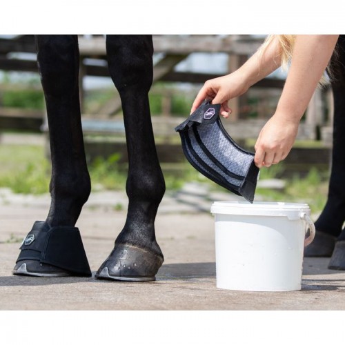 QHP Aqua Boots