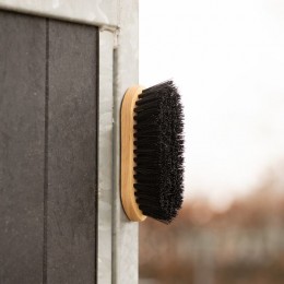 QHP Dandy brush magnet