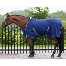 QHP Fleece rug basic with cross surcingles