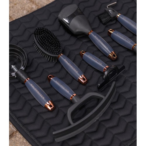 Waldhausen Hoof Brush with Gel Handle