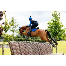 LeMieux CORE Loire Classic Close Contact Square Benetton