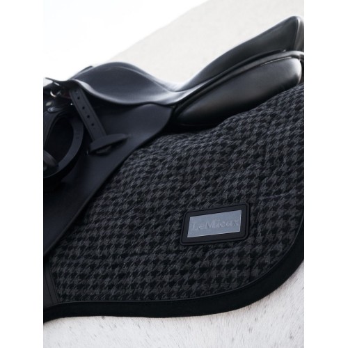 LeMieux AW25 Aspen Close Contact Square Houndstooth